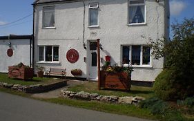 Sportsmans Lodge Bed And Breakfast